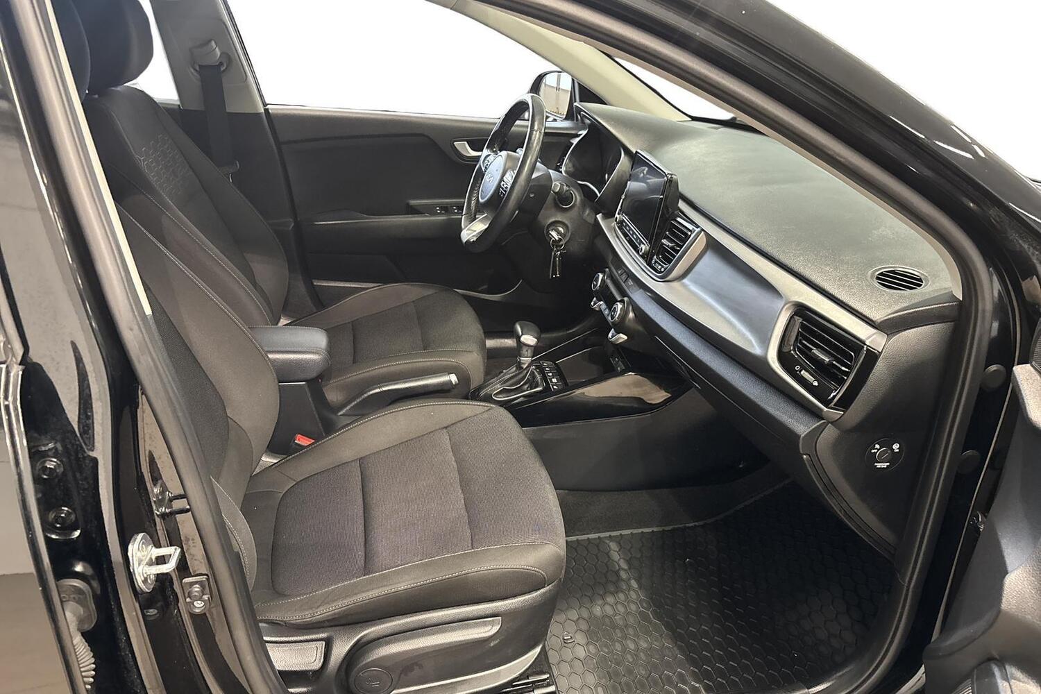 Kia Rio vaihtoauto