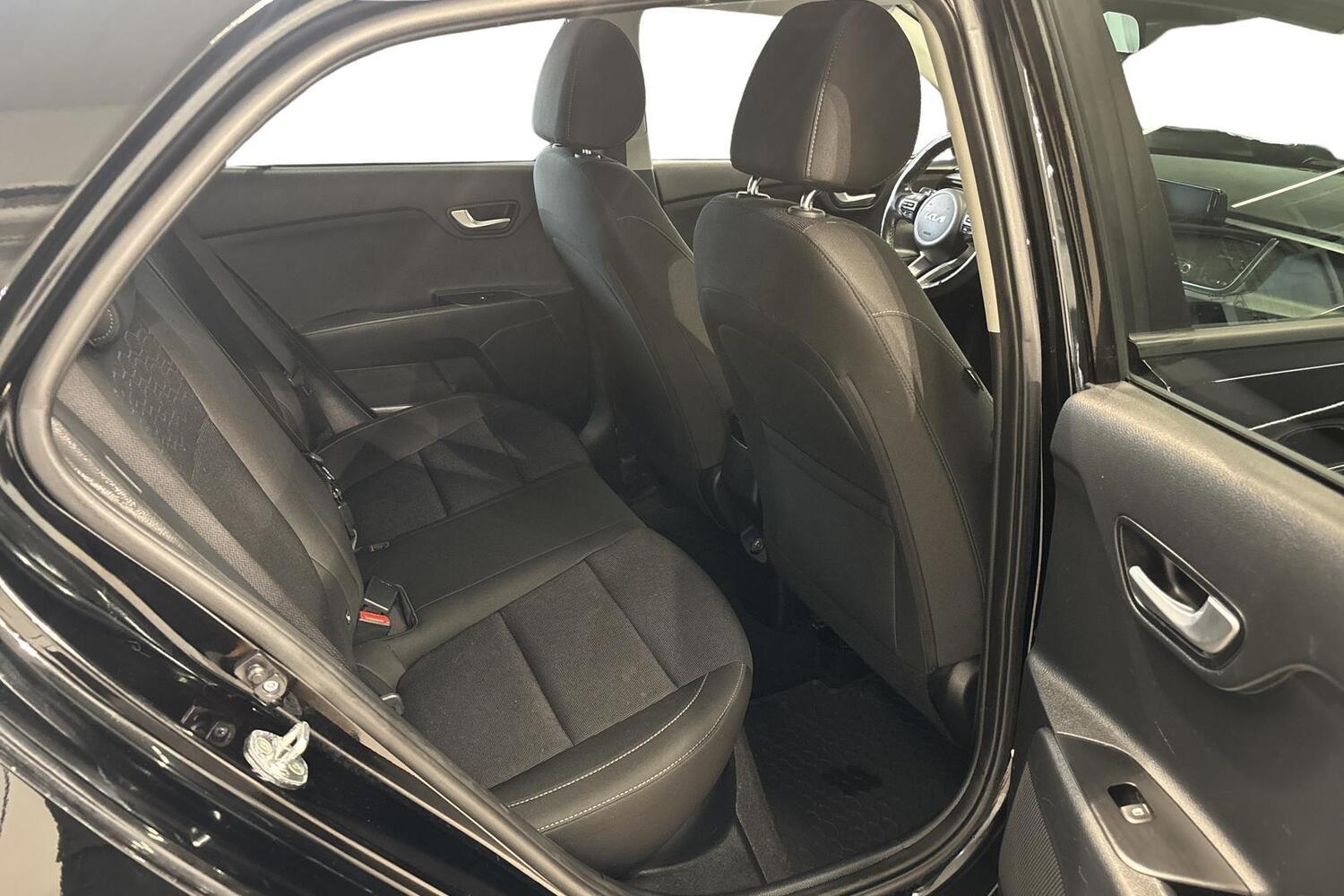 Kia Rio vaihtoauto