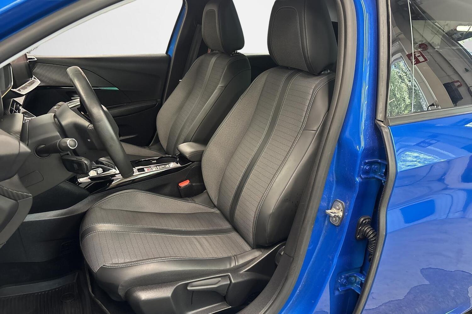 Peugeot e-208 vaihtoauto
