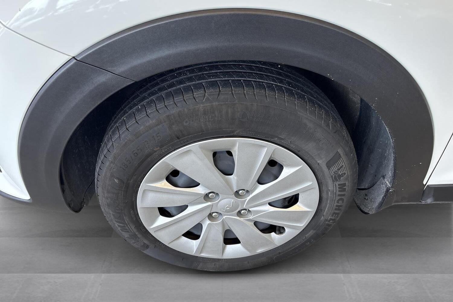 Kia Stonic vaihtoauto