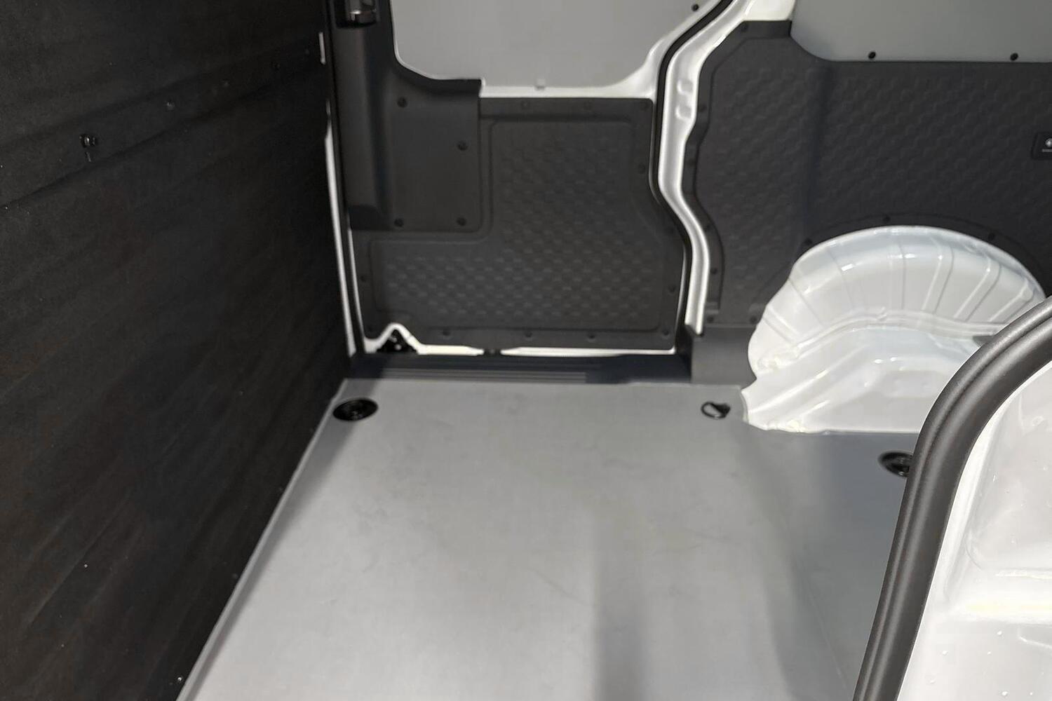 Kia PV5 Cargo vaihtoauto