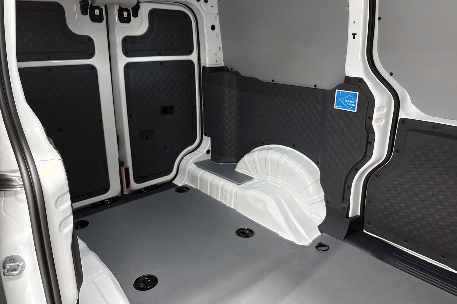 Kia PV5 Cargo vaihtoauto