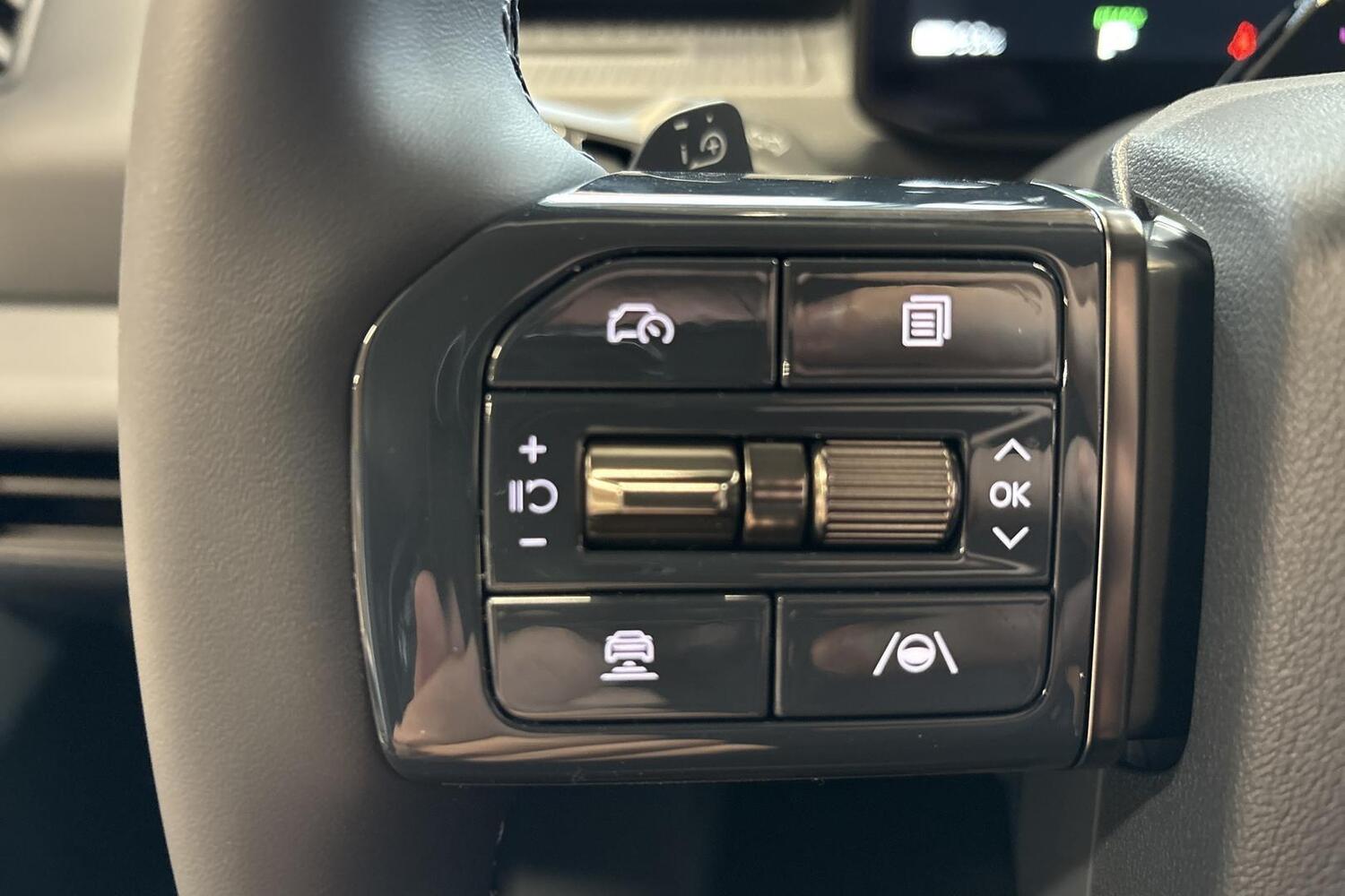 Kia PV5 Cargo vaihtoauto