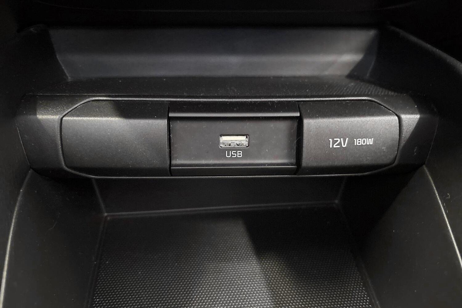 Kia Rio vaihtoauto