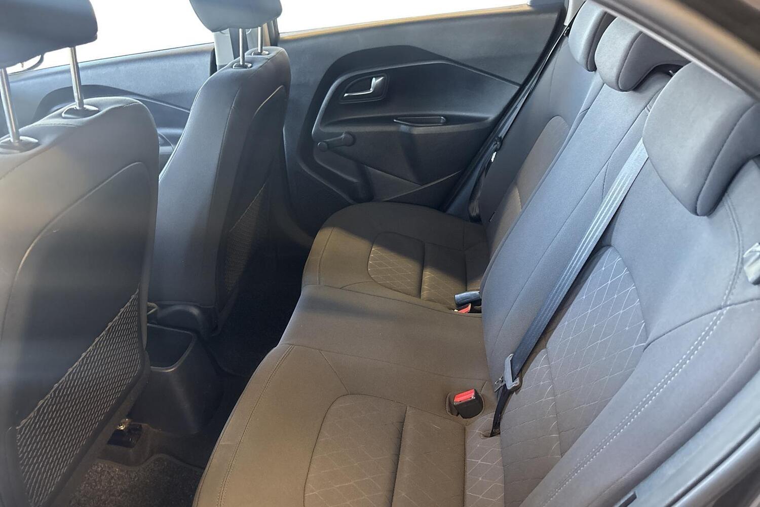Kia Rio vaihtoauto