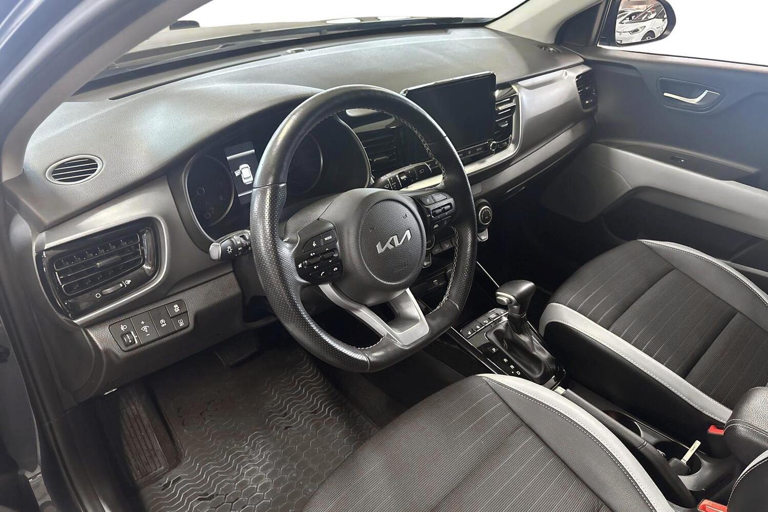 Kia Stonic vaihtoauto