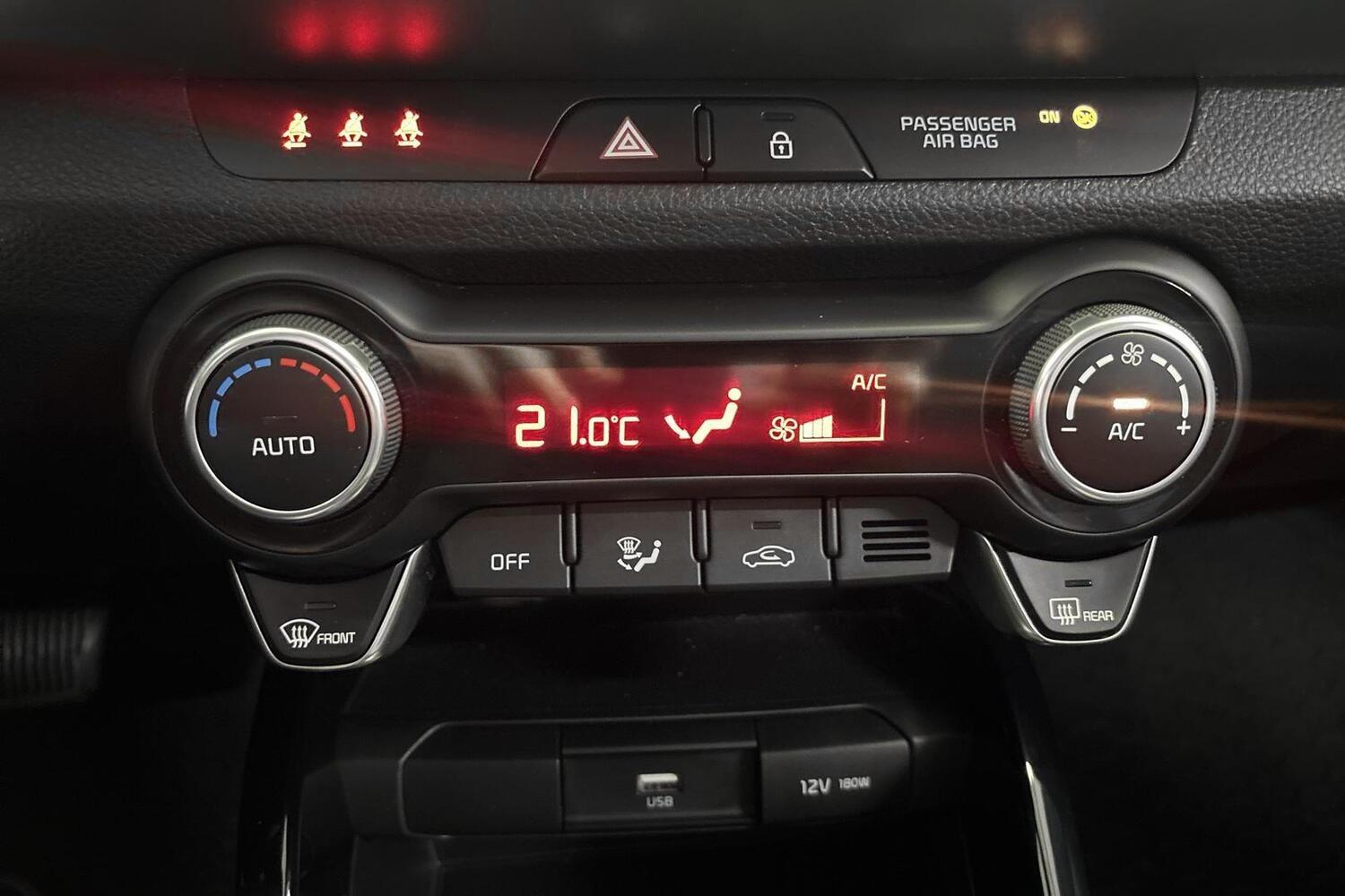Kia Stonic vaihtoauto