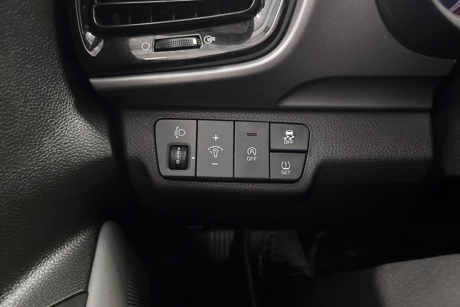 Kia Stonic vaihtoauto