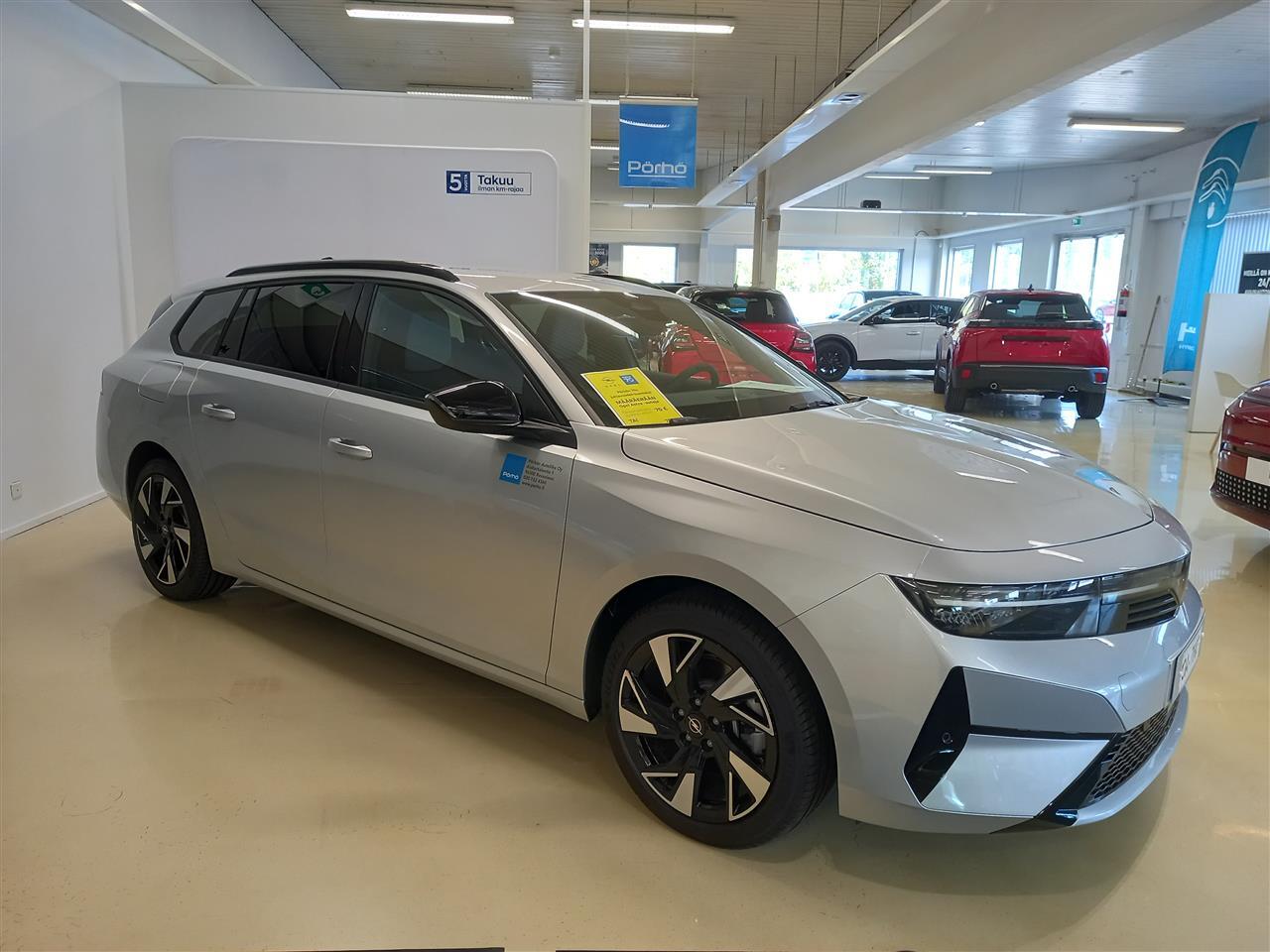Opel Astra vaihtoauto