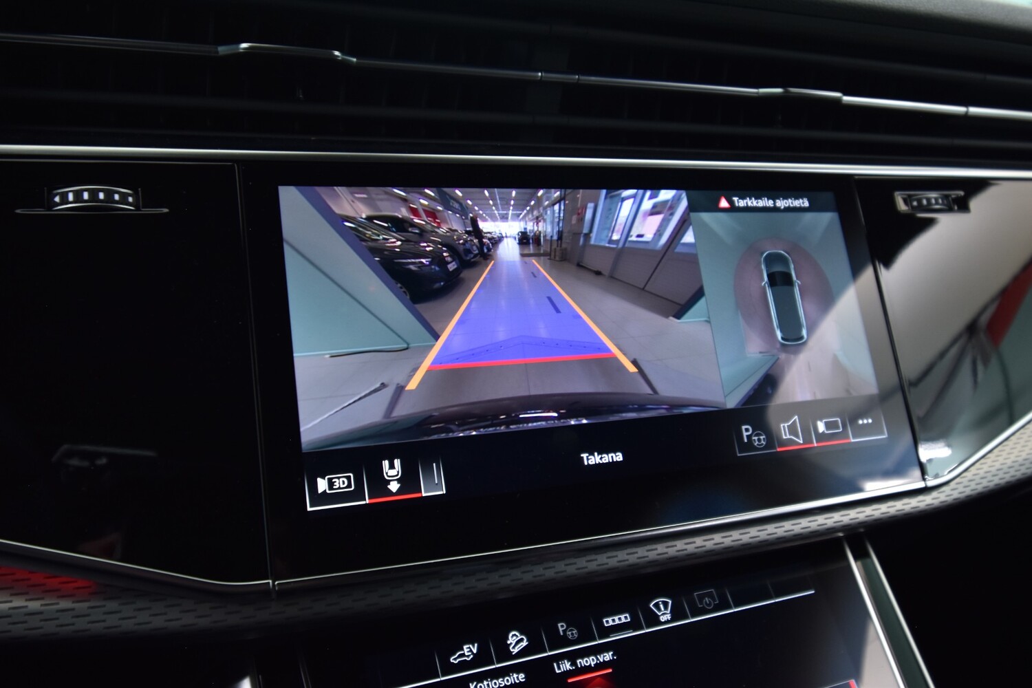 Audi Q7 vaihtoauto