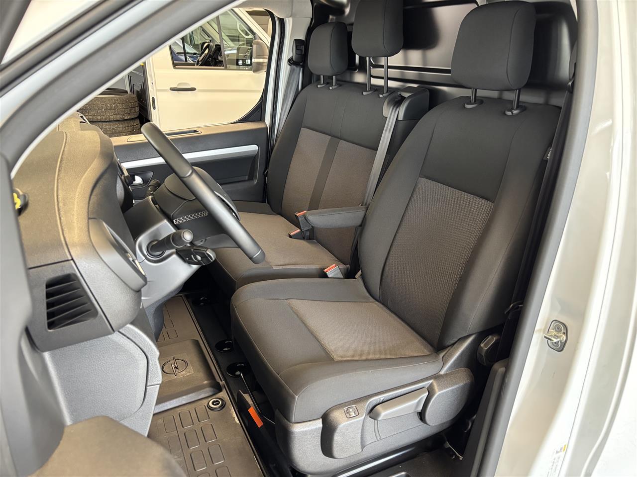 Opel Vivaro-e vaihtoauto