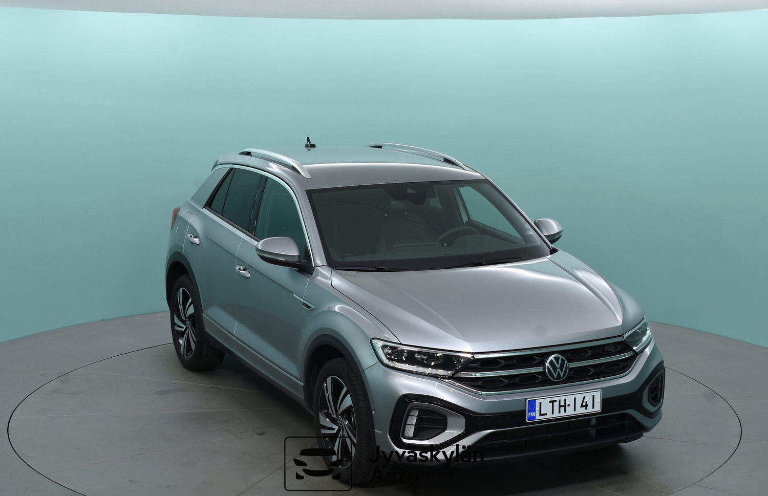 Volkswagen T-Roc vaihtoauto