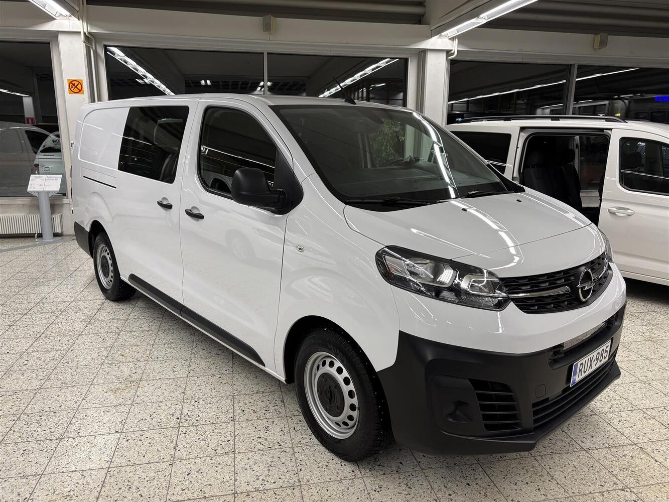 Opel Vivaro vaihtoauto