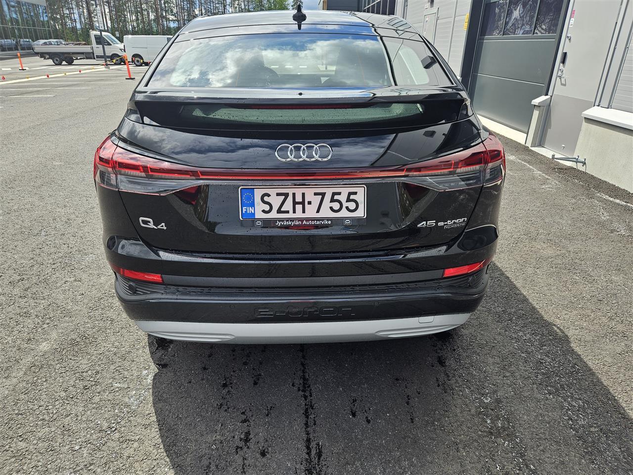 Audi Q4 e-tron vaihtoauto