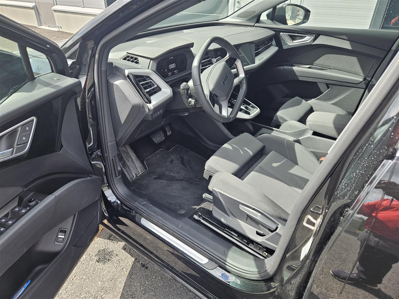 Audi Q4 e-tron vaihtoauto