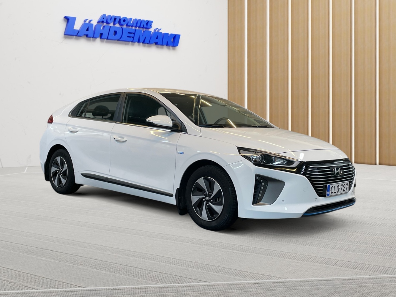 Hyundai IONIQ hybrid vaihtoauto