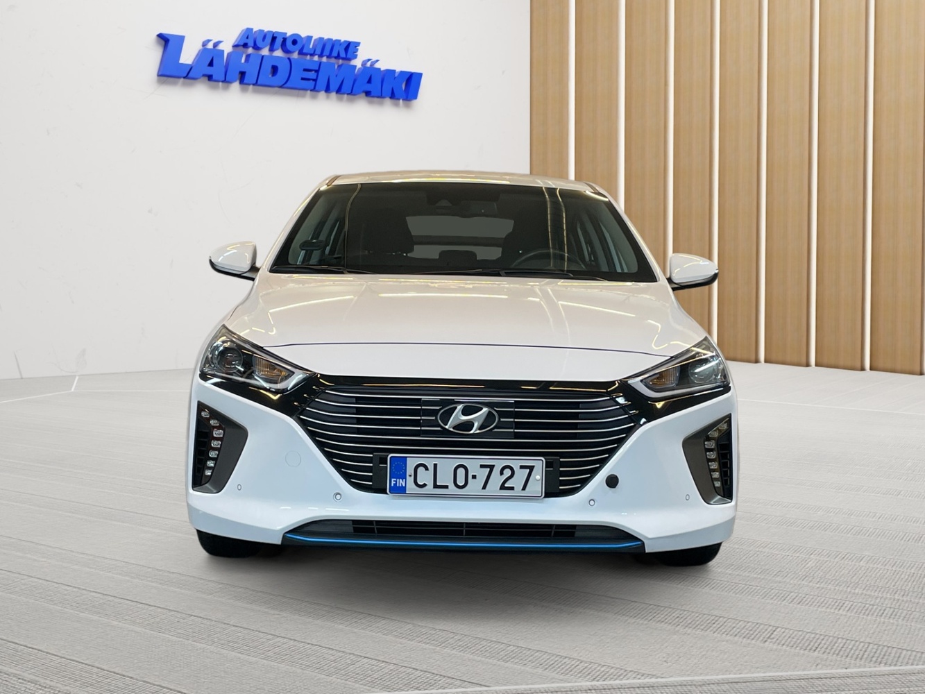 Hyundai IONIQ hybrid vaihtoauto