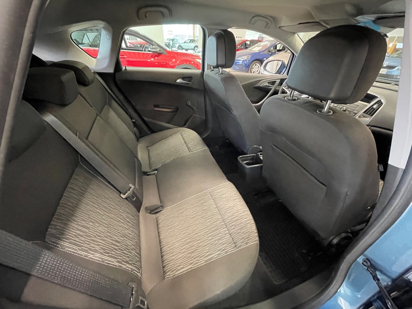 Opel Astra vaihtoauto