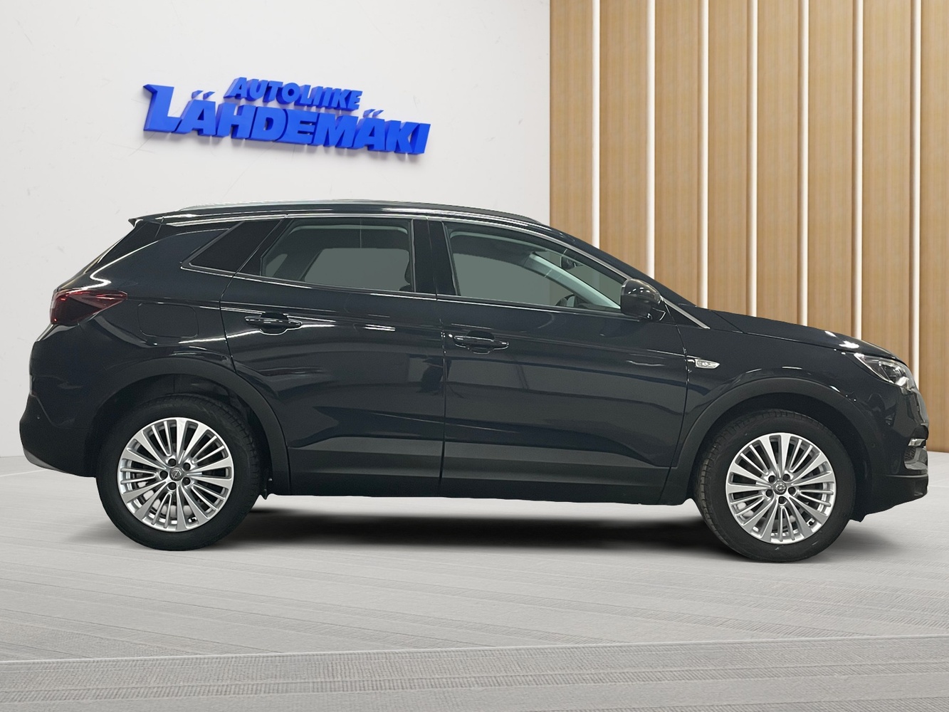 Opel Grandland X vaihtoauto
