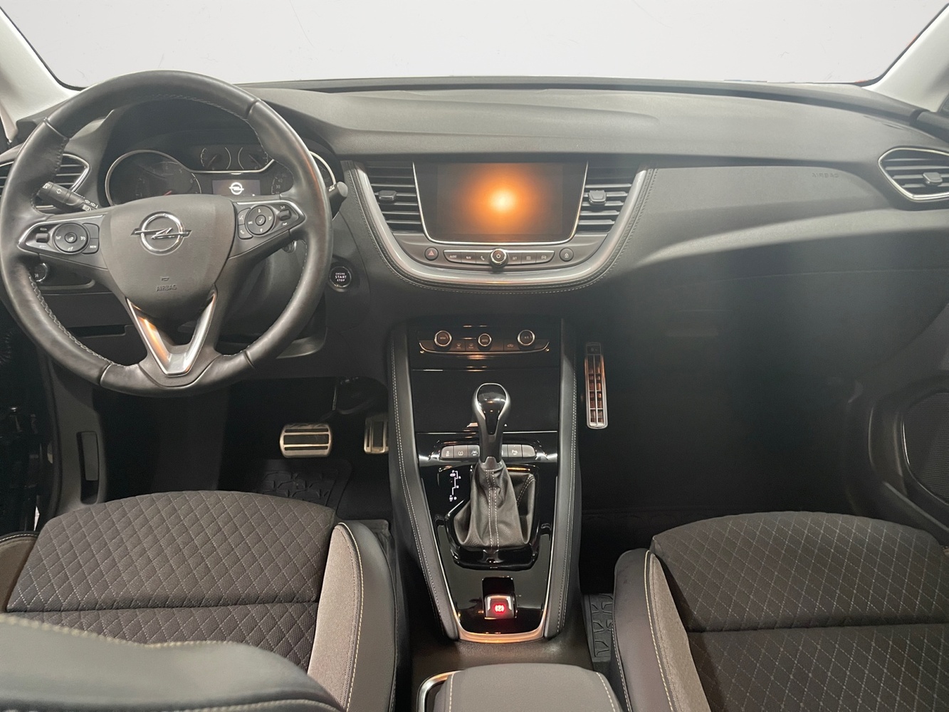 Opel Grandland X vaihtoauto