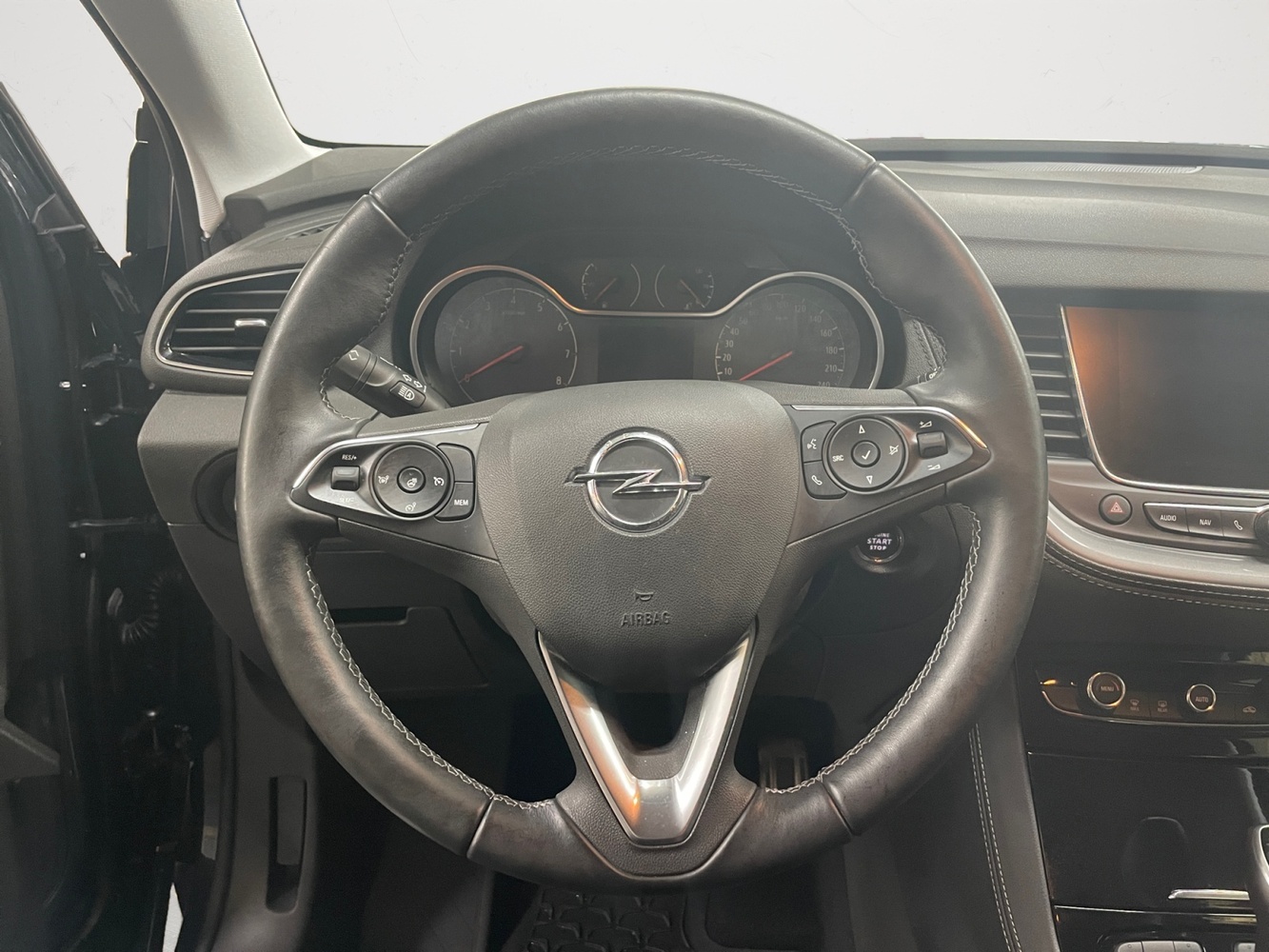 Opel Grandland X vaihtoauto