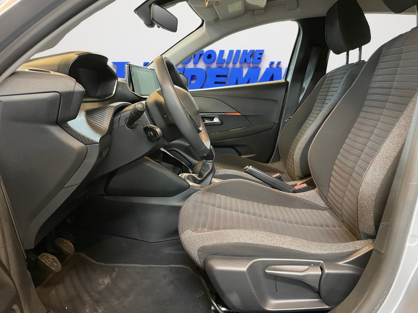 Peugeot 208 vaihtoauto
