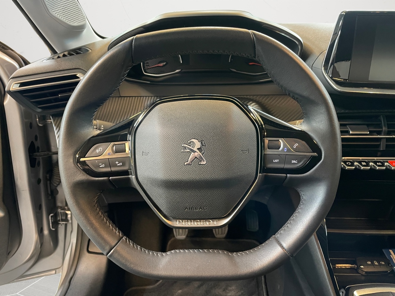 Peugeot 208 vaihtoauto