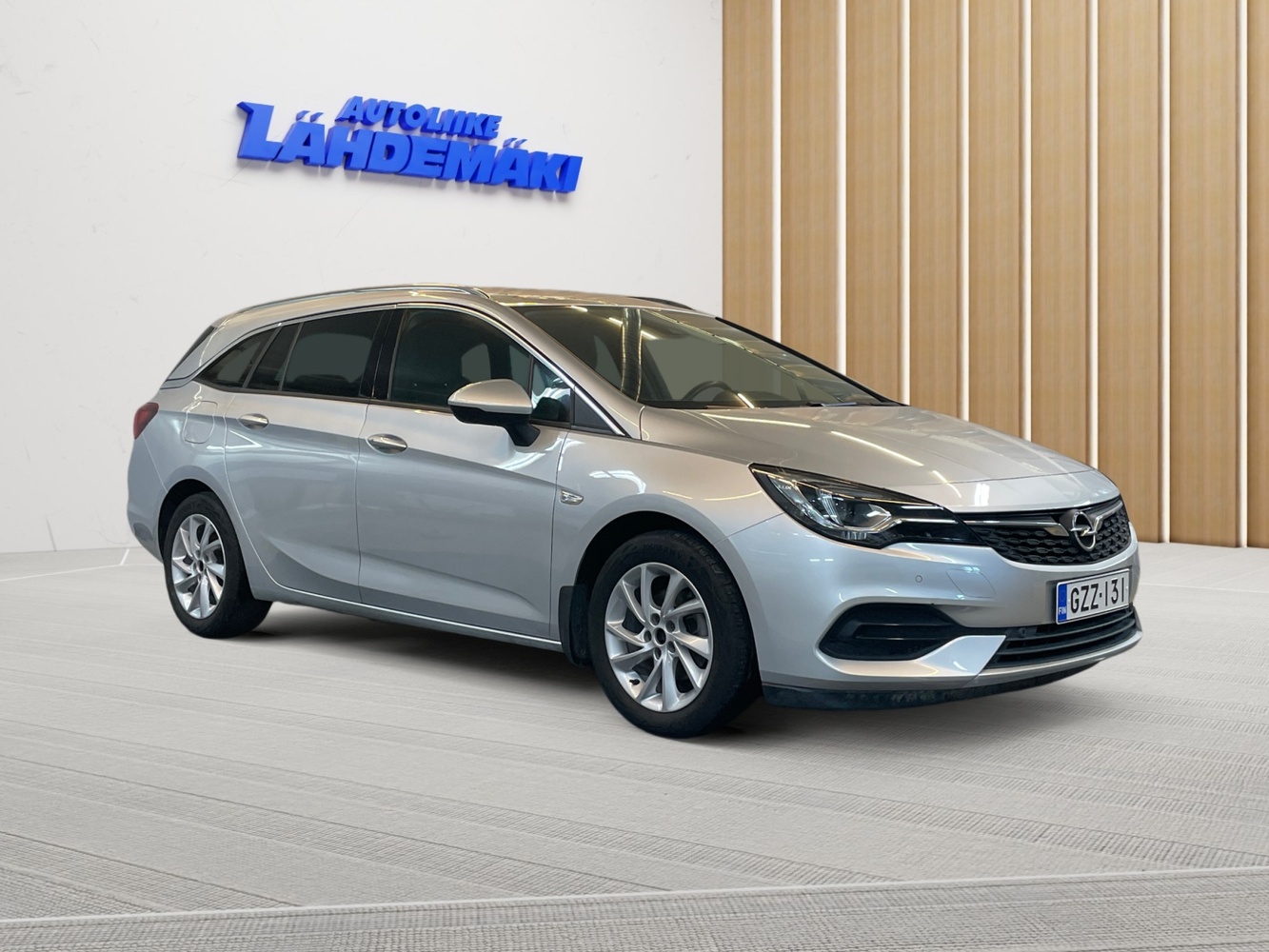 Opel Astra vaihtoauto