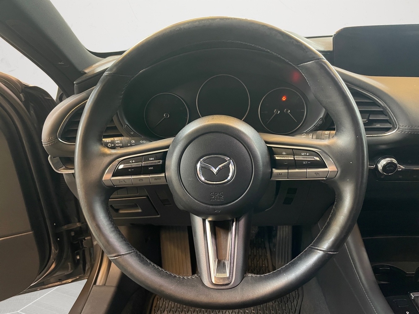Mazda 3 vaihtoauto