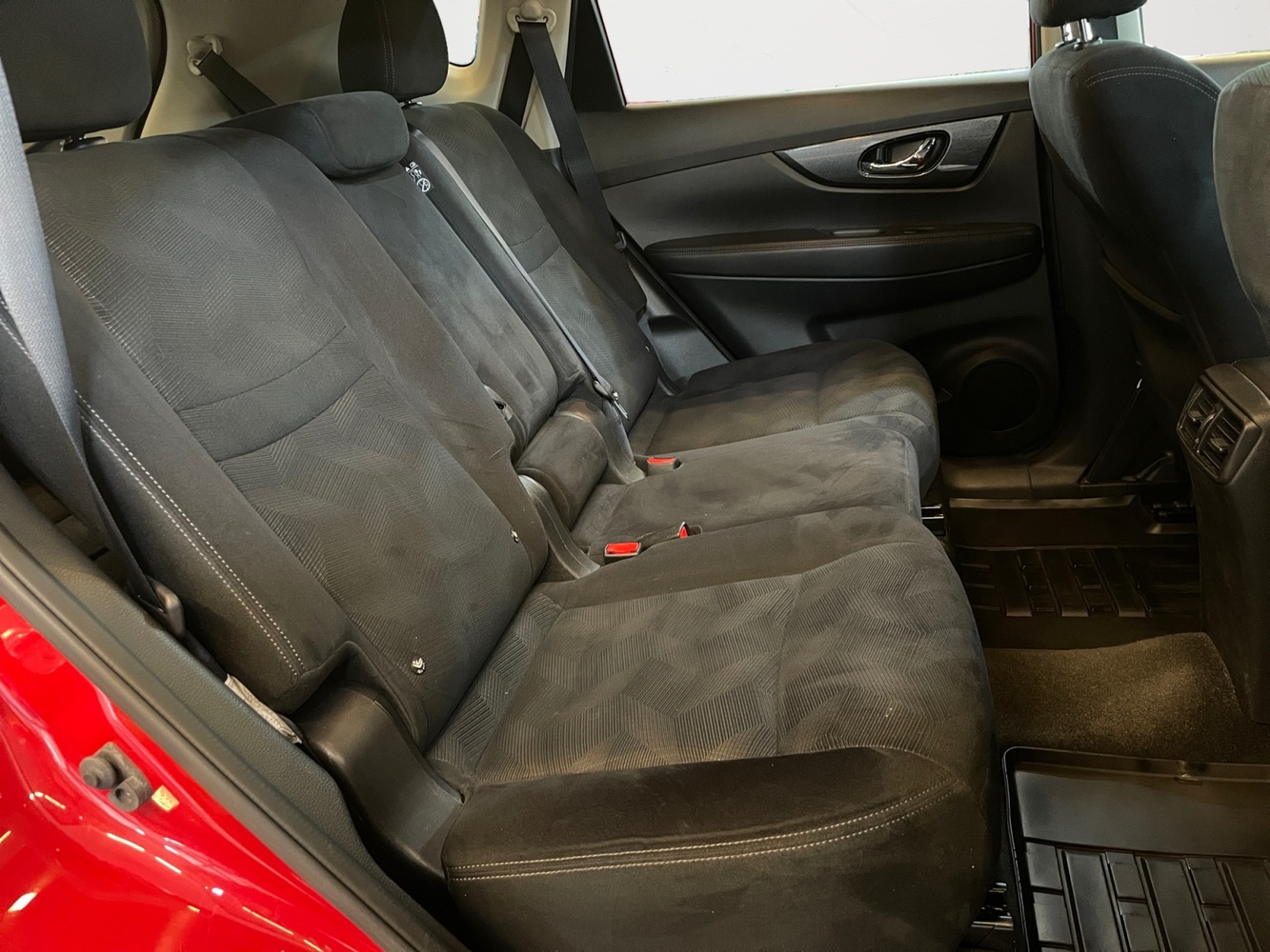 Nissan X-Trail vaihtoauto