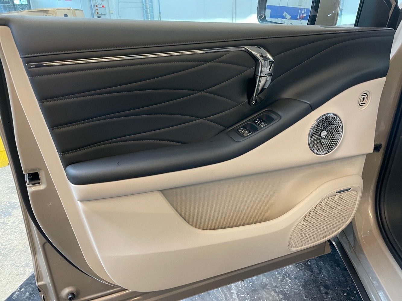 AION V vaihtoauto