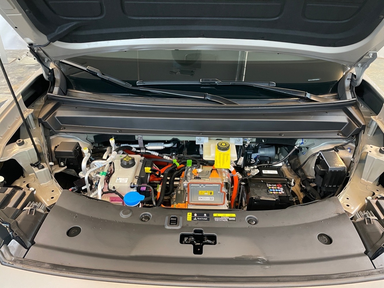 AION V vaihtoauto