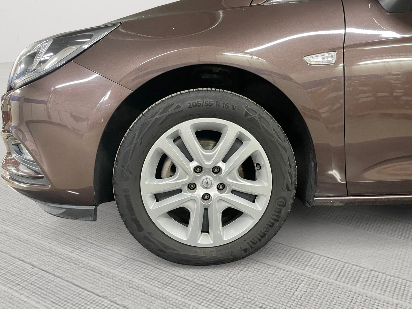 Opel Astra vaihtoauto
