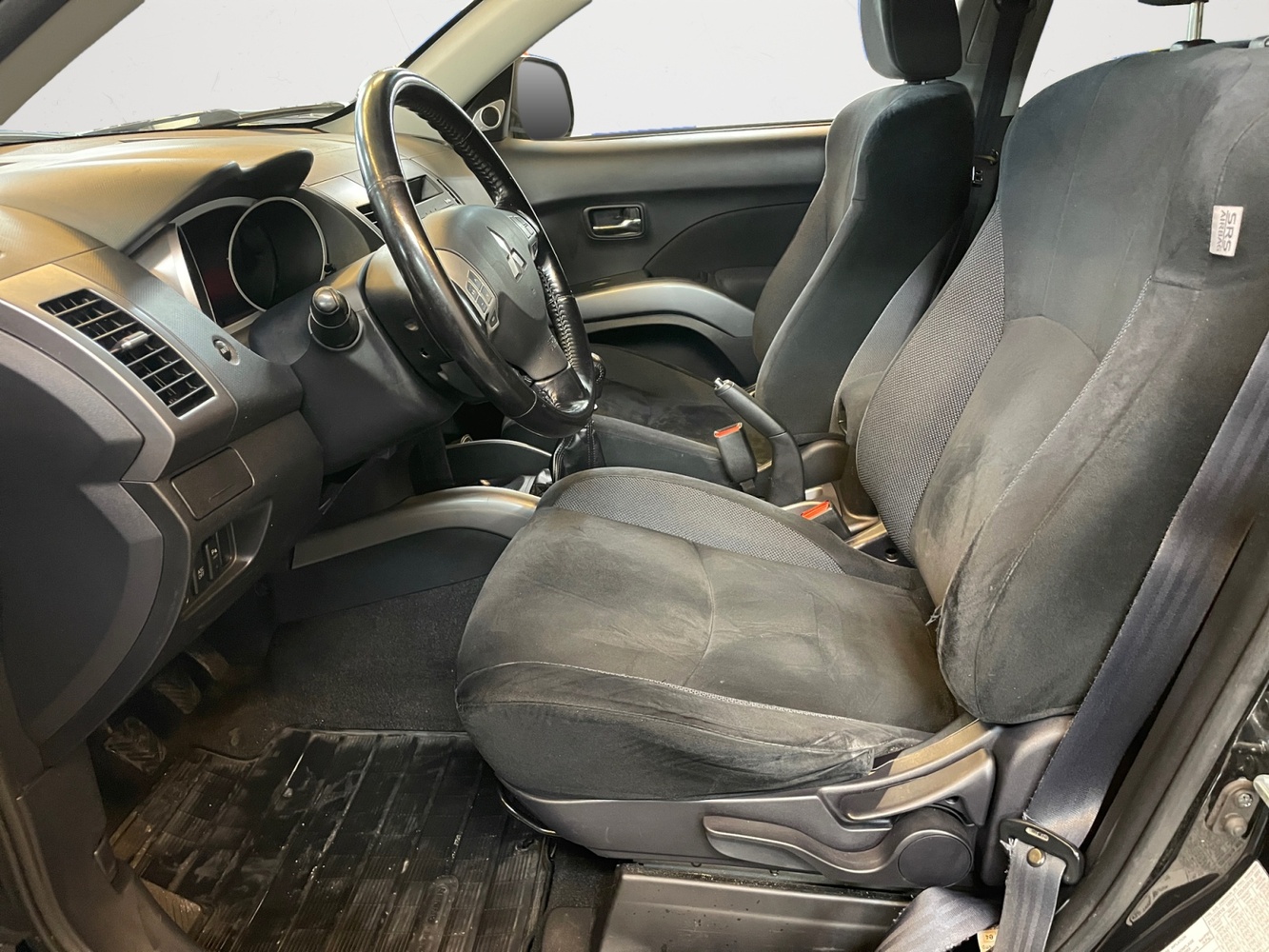 Mitsubishi Outlander vaihtoauto