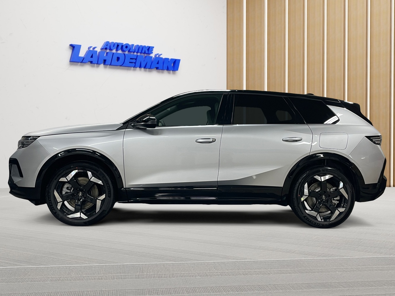 Opel Grandland vaihtoauto