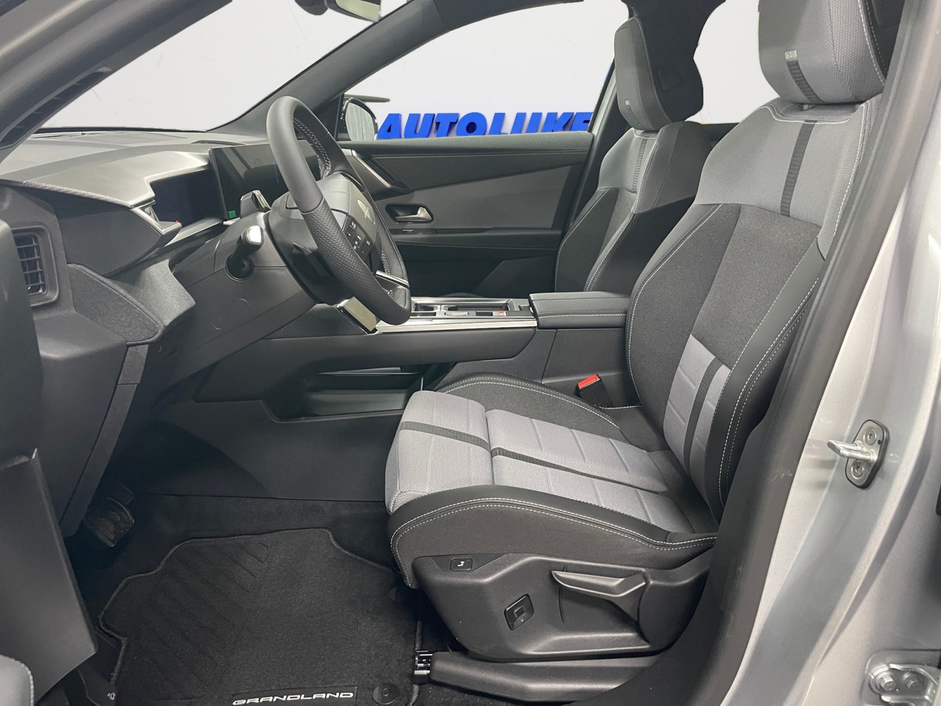 Opel Grandland vaihtoauto
