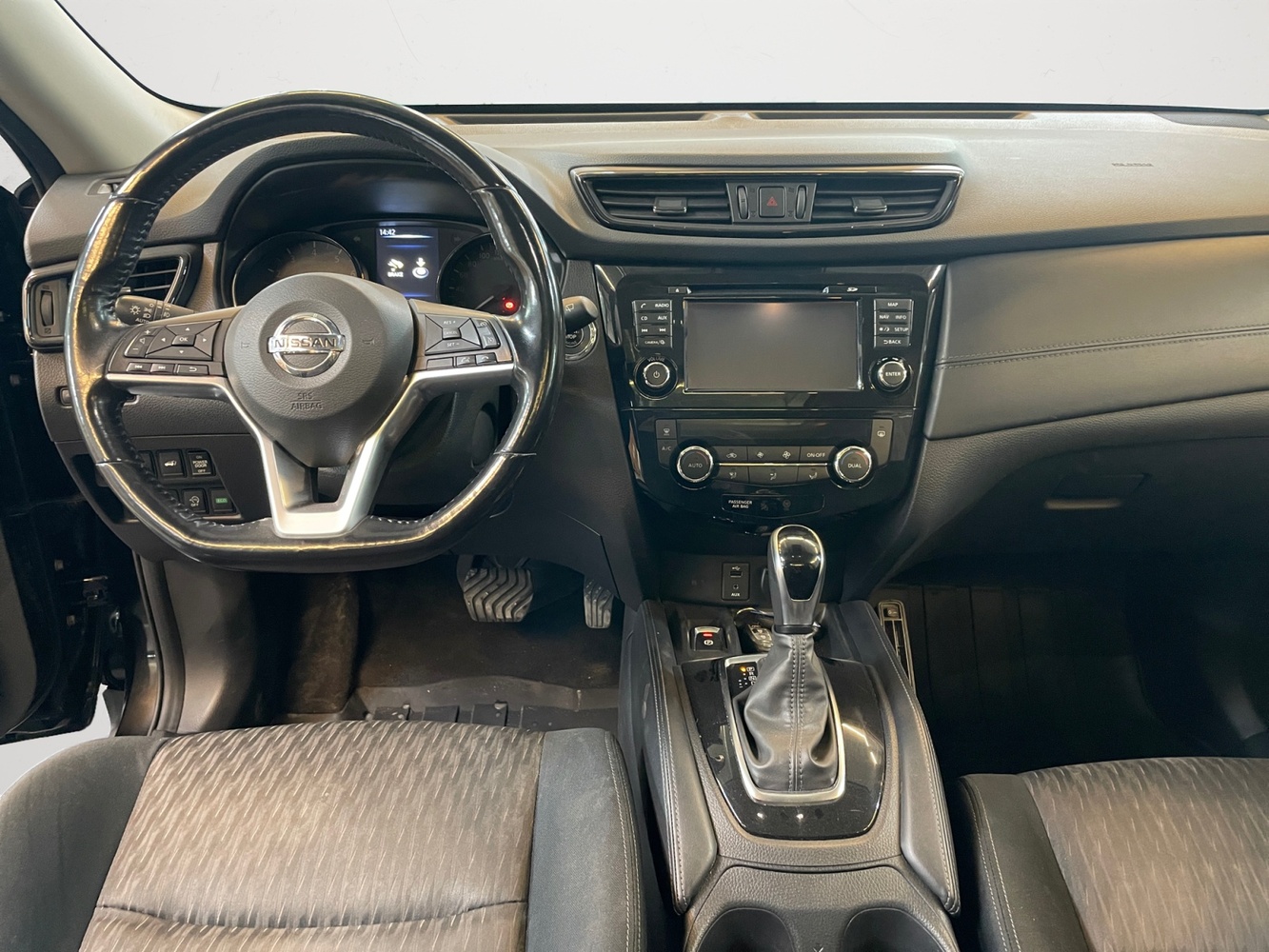 Nissan X-Trail vaihtoauto
