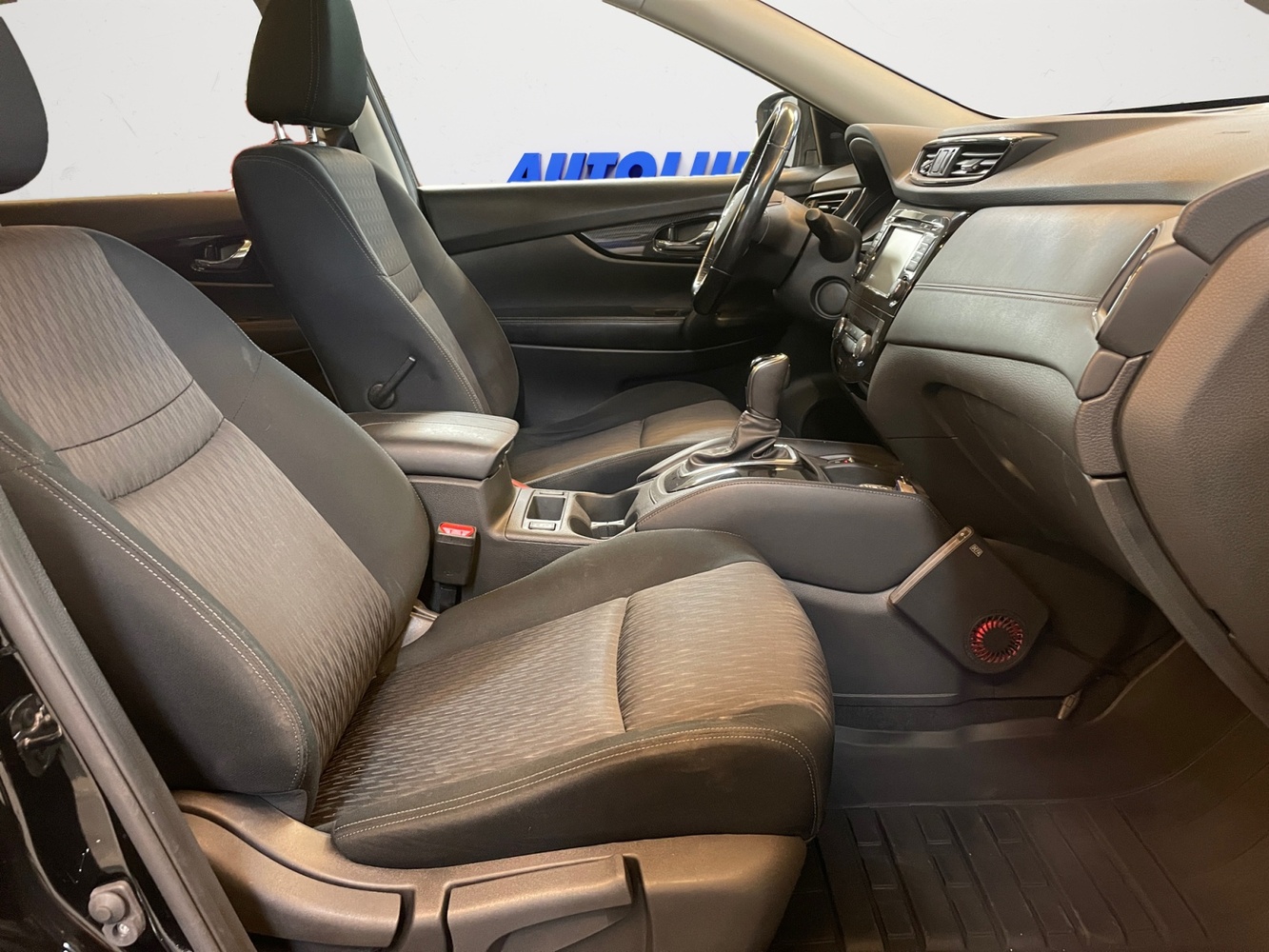 Nissan X-Trail vaihtoauto