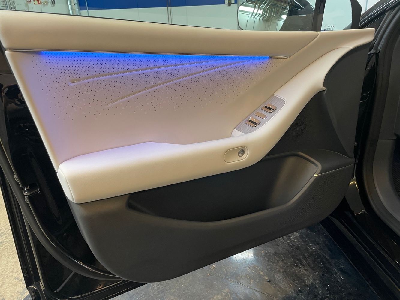 XPENG P7+ vaihtoauto