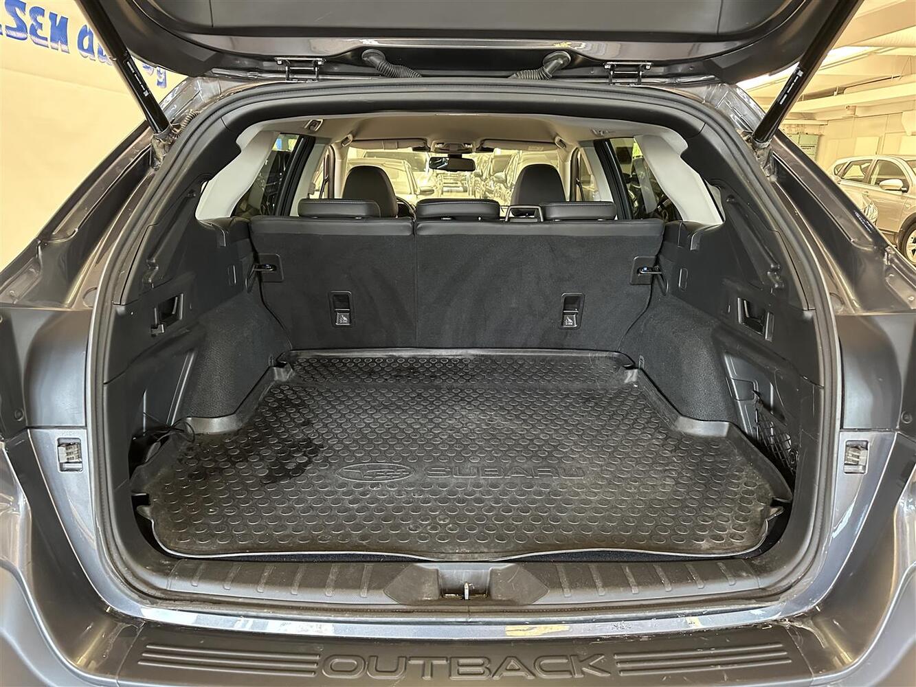 Subaru Outback vaihtoauto