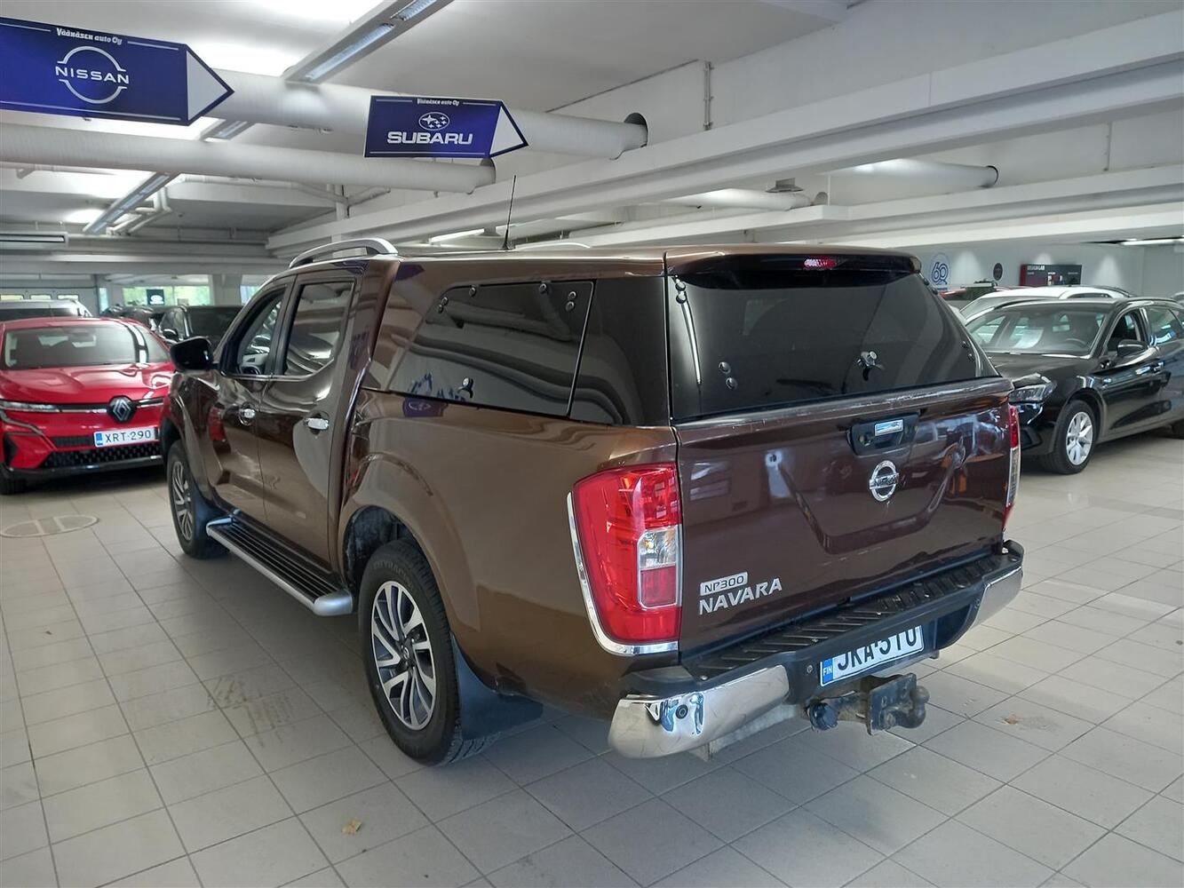 Nissan Navara vaihtoauto