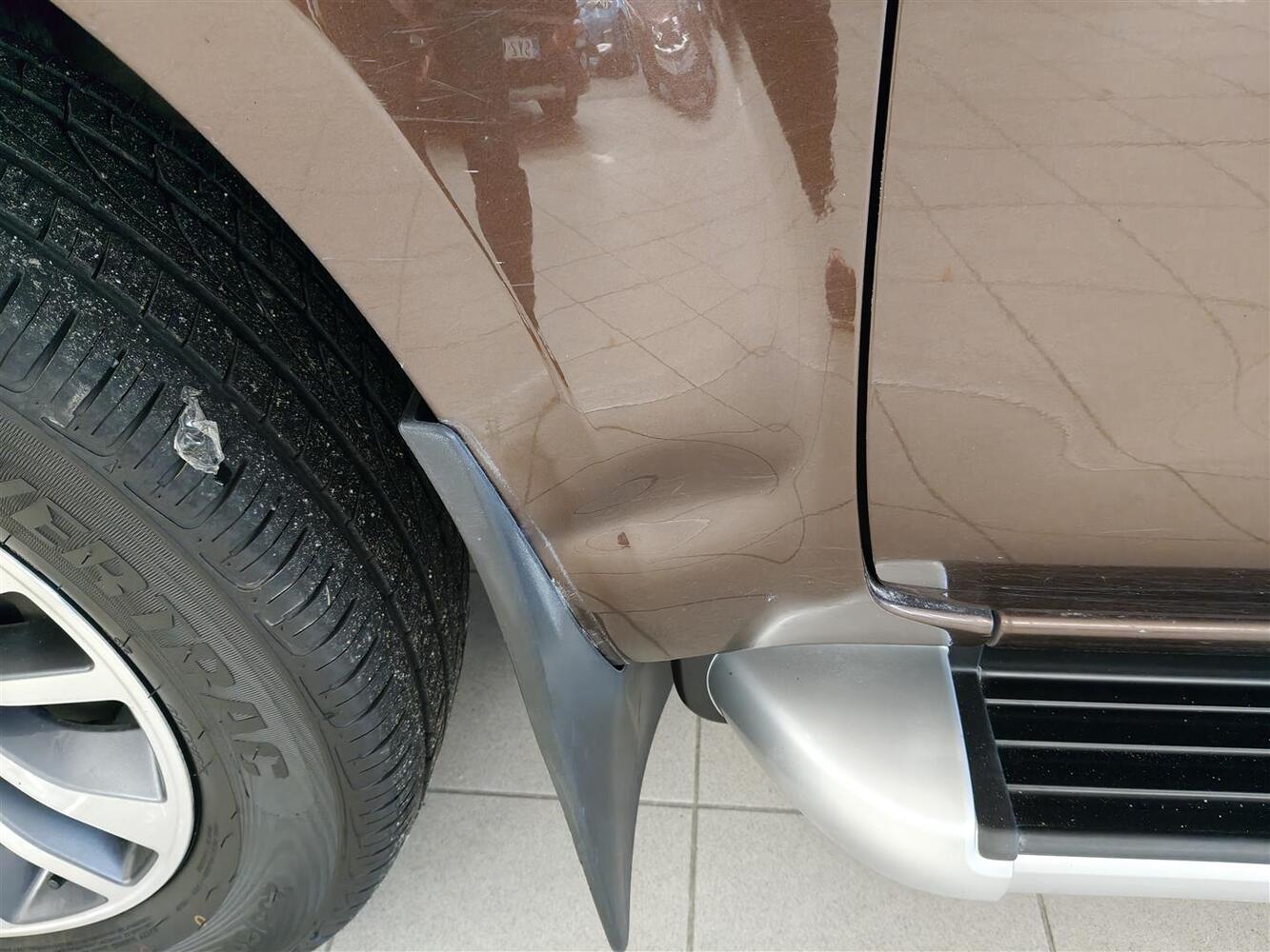 Nissan Navara vaihtoauto