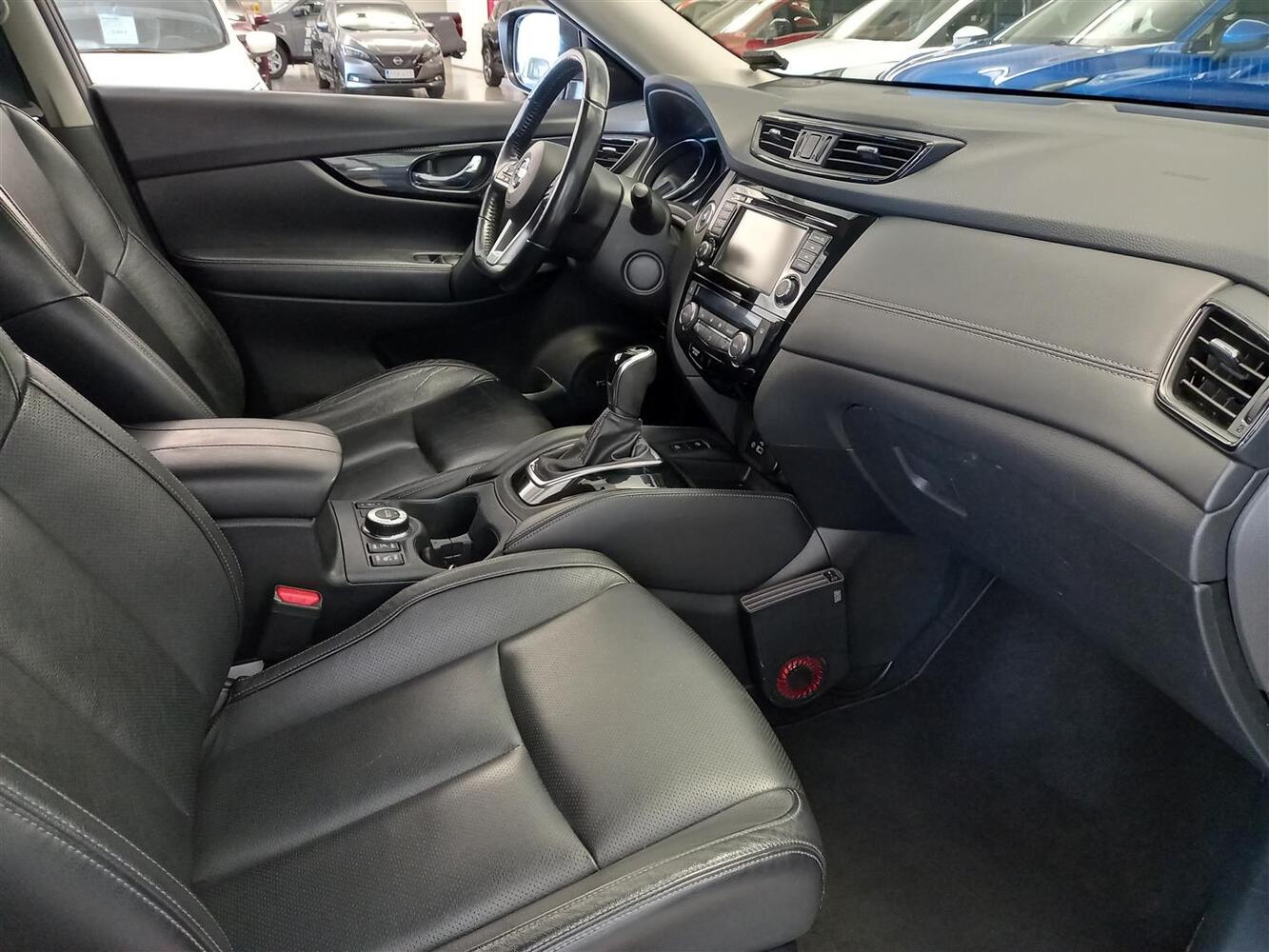 Nissan X-Trail vaihtoauto