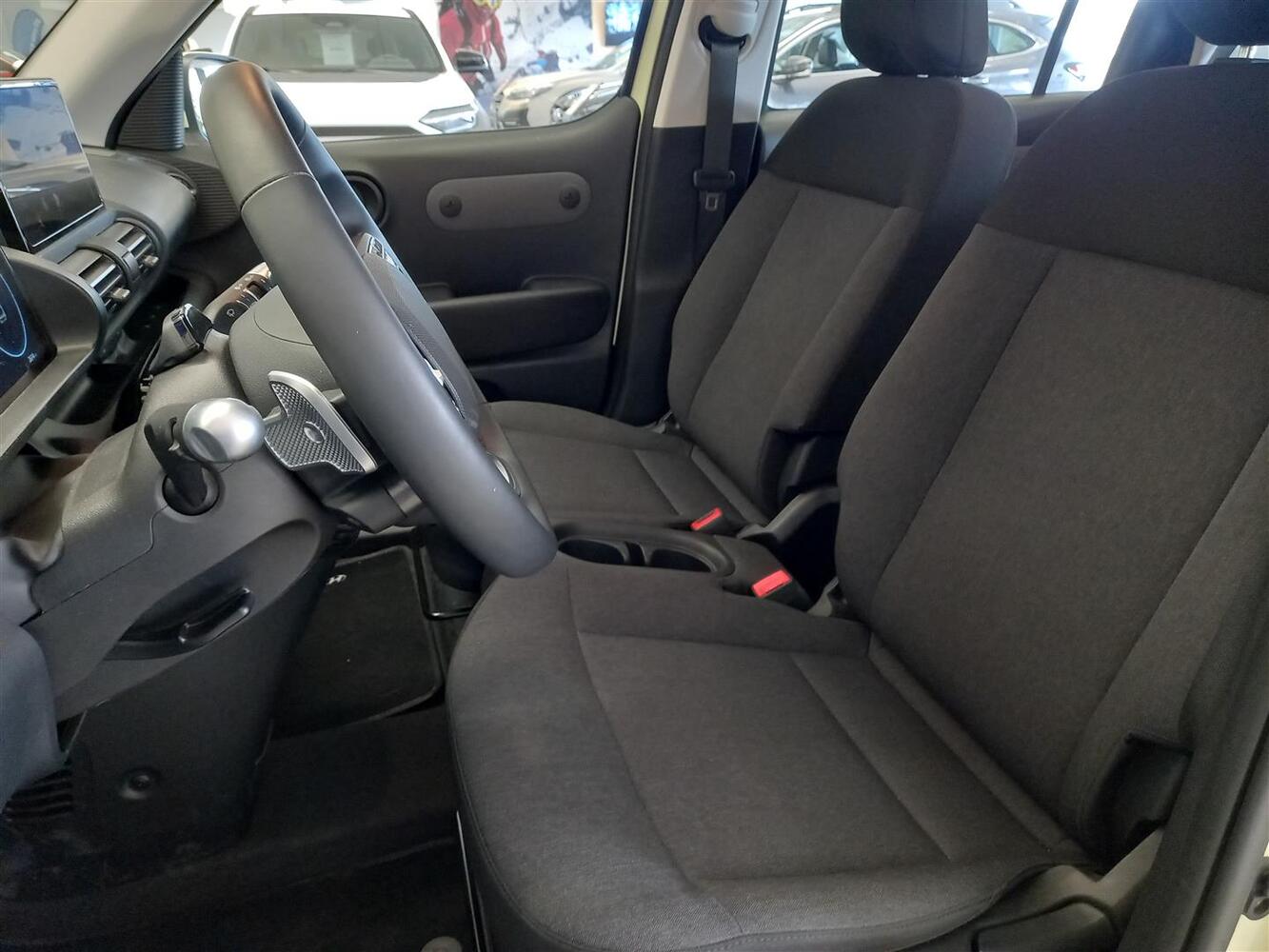 Hyundai INSTER vaihtoauto