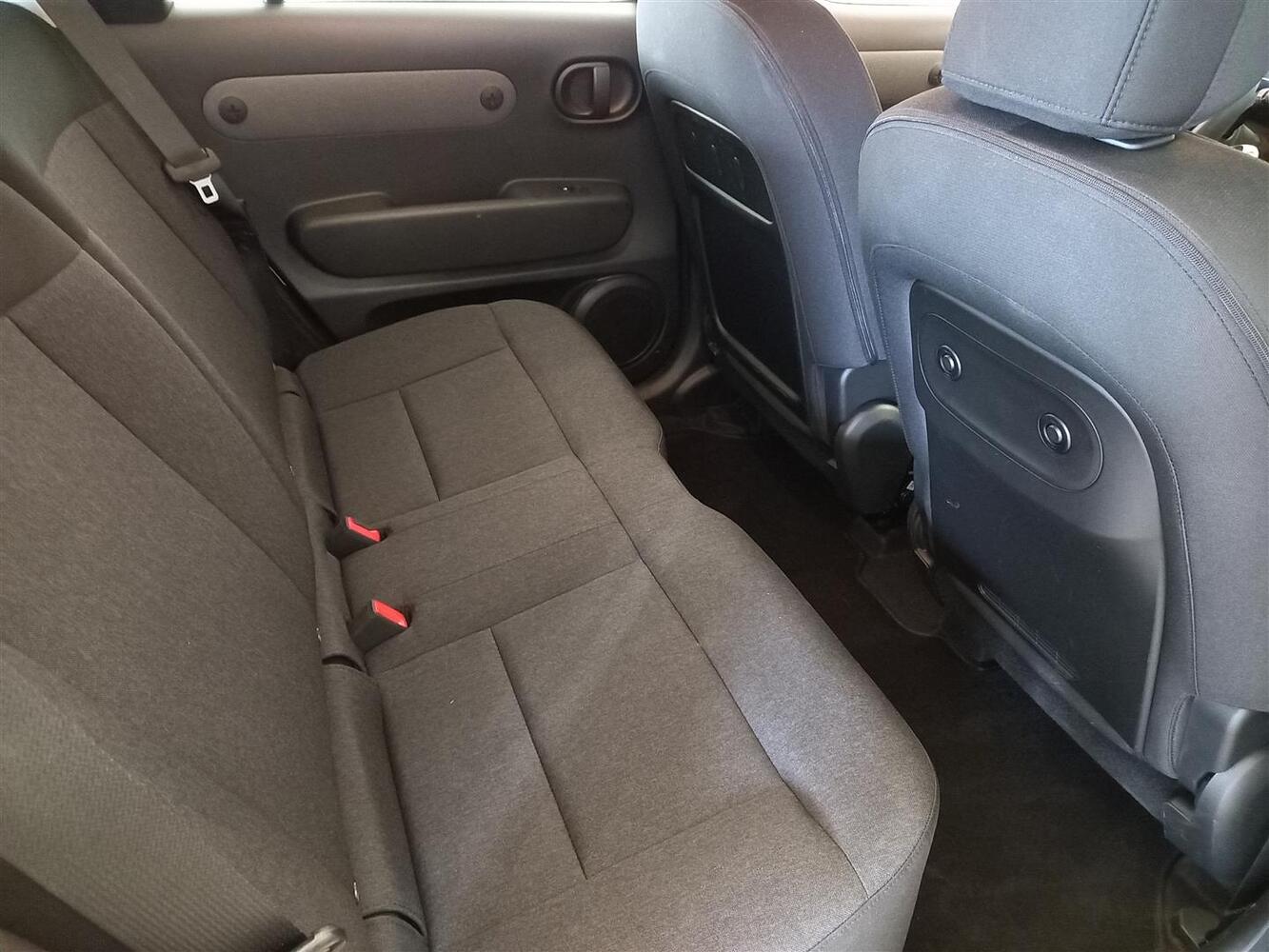 Hyundai INSTER vaihtoauto