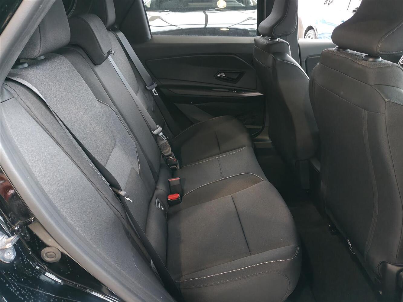 Nissan Micra vaihtoauto