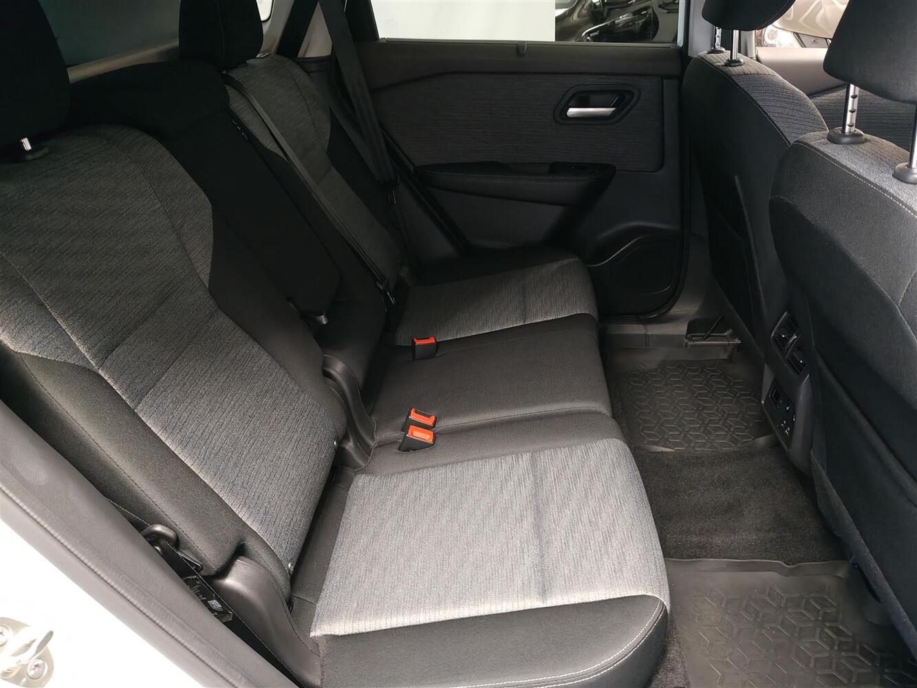 Nissan X-Trail vaihtoauto