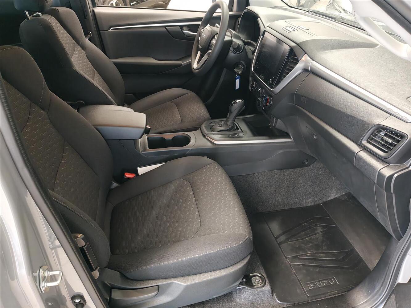 Isuzu D-Max vaihtoauto