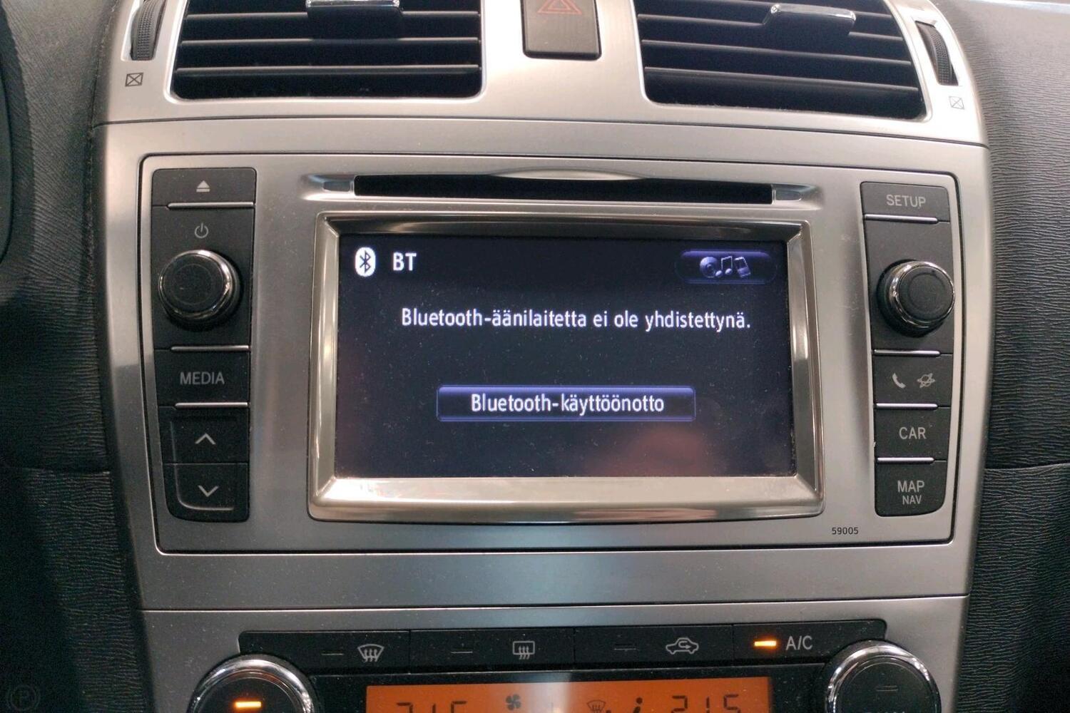 Toyota Avensis vaihtoauto