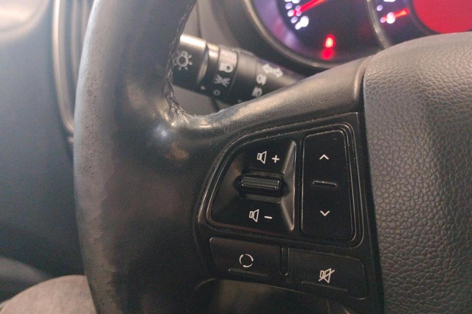 Kia Rio vaihtoauto